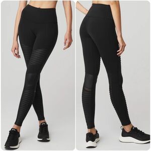 ALO Yoga High-Waist Moto Legging in Black | Small